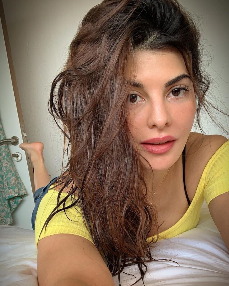 Jacqueline Fernandez Knows What To Flaunt In A Selfie, Here’s Proof - 3