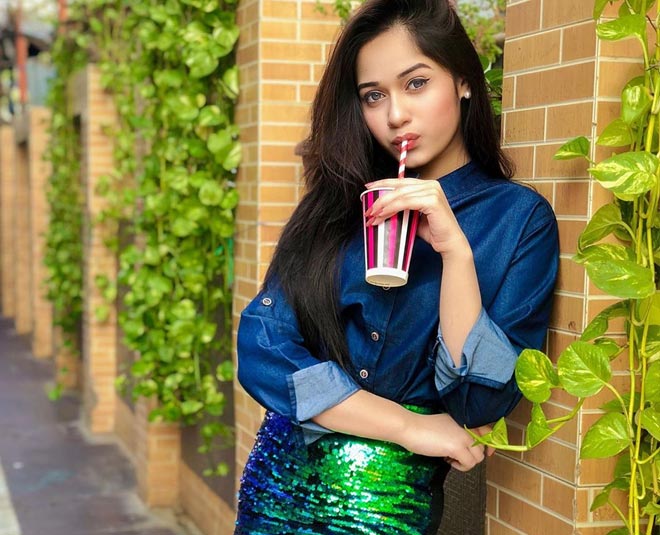 Jannat Zubair’s Lifestyle REVEALED! - 0