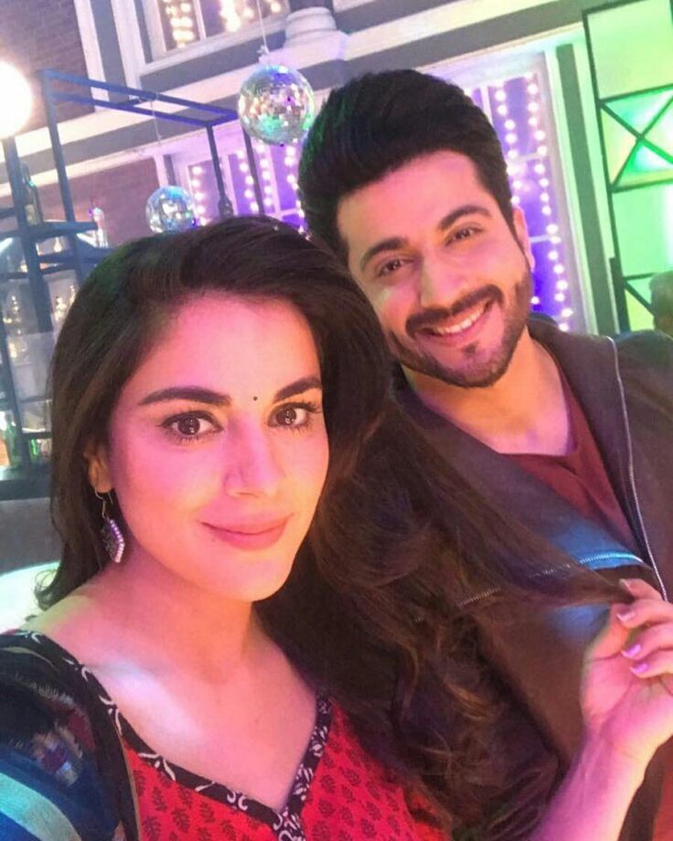 Kundali Bhagya Actors Shraddha Arya And Dheeraj Dhoopar’s SELFIE Moments! - 0