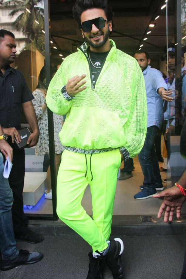 Love For Green! See Ranveer Singh And Shahid Kapoor’s Green Trendy Outfits That Will Change Your Wardrobe - 1