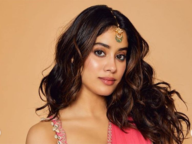 Makeup Inspiration: How To Copy Janhvi Kapoor’s Makeup Style? - 2