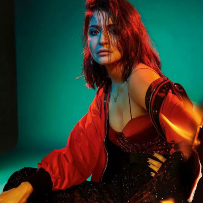 PHOTOS: Aishwarya Rai Bachchan, Anushka Sharma And Priyanka Chopra’s Beauty In BOLD Makeup Will Leave You Mesmerised; Check Out - 3