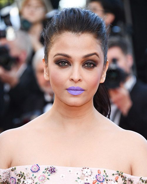 PHOTOS: Aishwarya Rai Bachchan, Anushka Sharma And Priyanka Chopra’s Beauty In BOLD Makeup Will Leave You Mesmerised; Check Out - 4