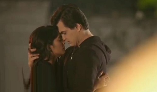 PICS: Kartik And Naira's Intimate Moments From Yeh Rishta Kya Kehlata Hai 4