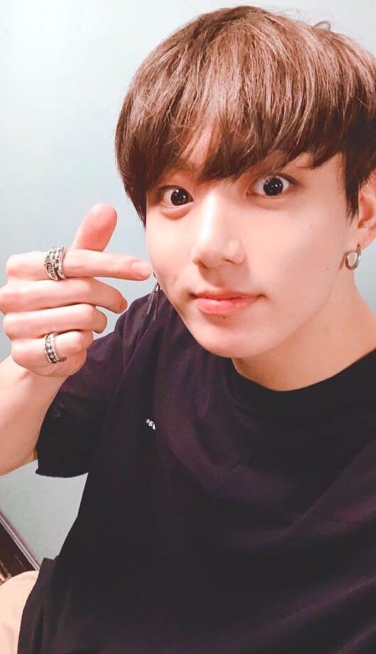 Top SELFIE Moments Of Jungkook That You Can’t-Miss - 5