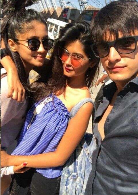 Yeh Rishta Kya Kehlata Hai: Kartik And Naira's ICONIC Look In Sunglasses 2