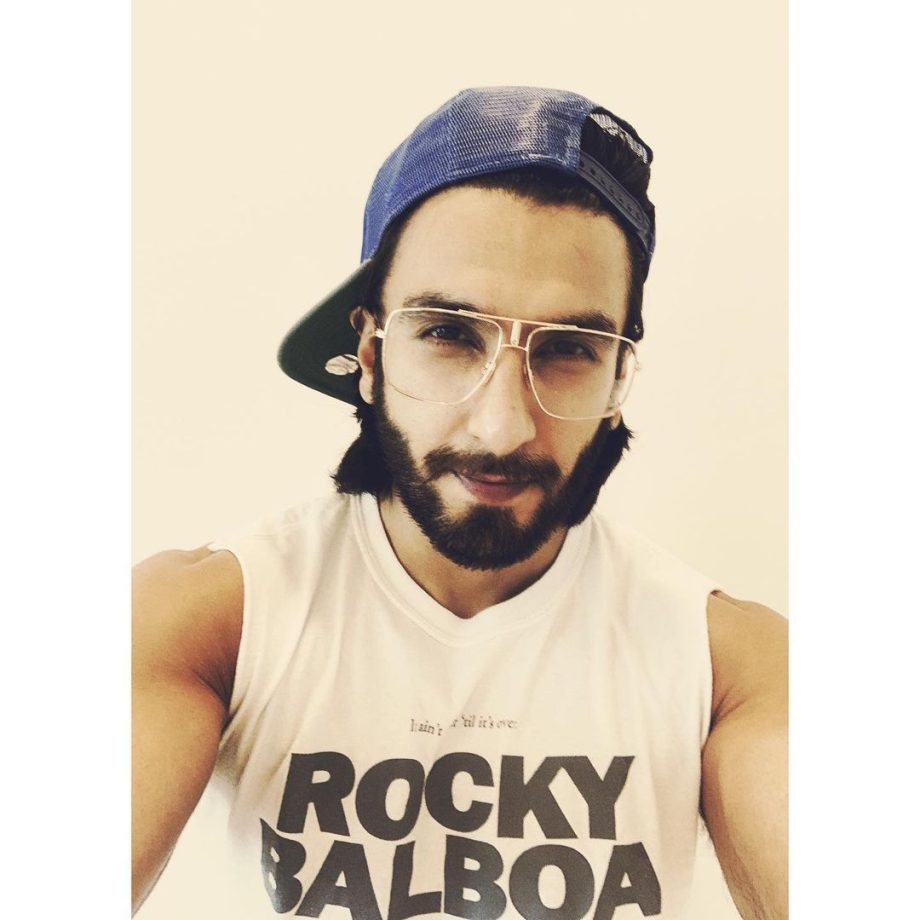 6 Basic Outfits To Recreate The Style Of Ranveer Singh 831508