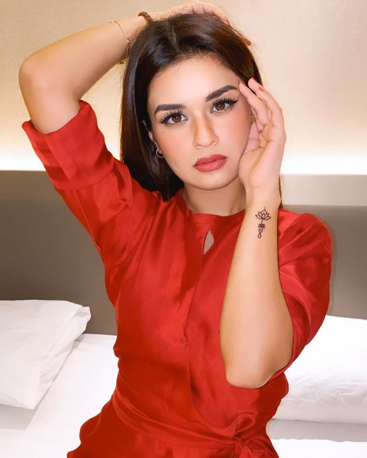 Avneet Kaur is all for Red! Have a look! 817975