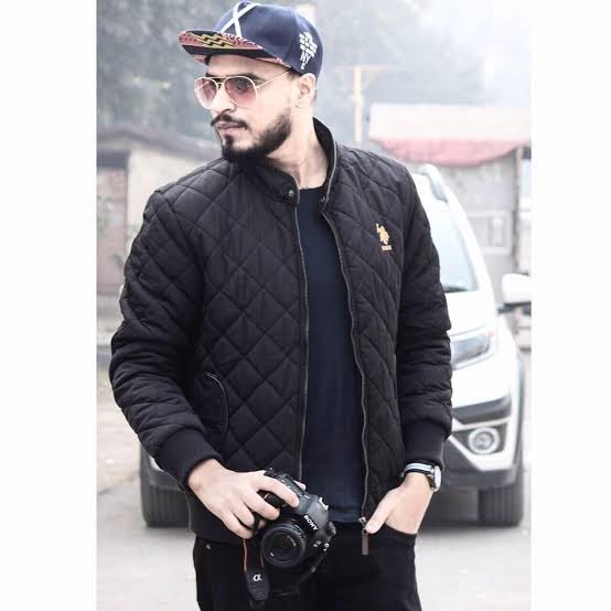 Bhuvan Bam, Amit Bhadana, Ashish Chanchlani coolest pictures in jackets 1