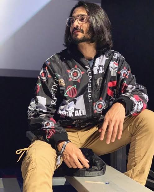 Bhuvan Bam, Amit Bhadana, Ashish Chanchlani coolest pictures in jackets 2