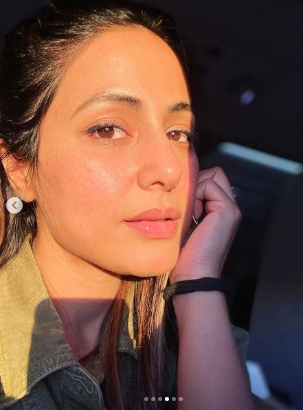 Check out: Hina Khan no make-up looks - 1