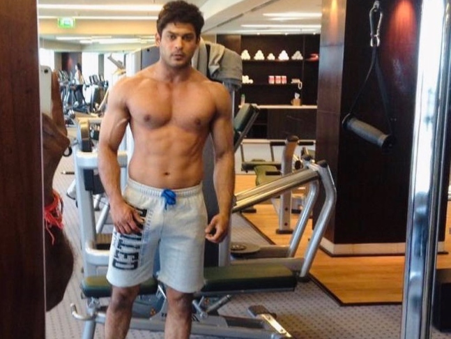 Sidharth Shukla, Asim Riaz, Priyank Sharma: Hot gym pictures to make you sweat  - 0