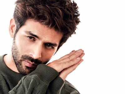 Kartik Aaryan’s Hottest Beard Looks That Are All About BEARD GOALS - 3