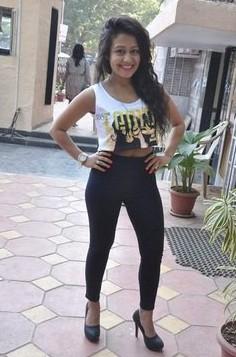 Neha Kakkar’s Viral Hot Photos In Yoga Pants! - 3