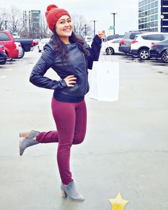 Neha Kakkar’s Viral Hot Photos In Yoga Pants! - 2