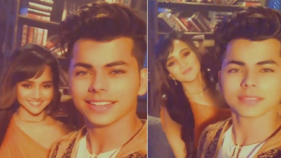 Siddharth Nigam And Ashi Singh’s top on-set selfie moments - 3