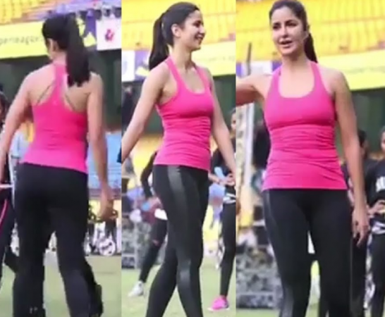 Times when Katrina Kaif, Kiara Advani, Malaika Arora, Nora Fatehi gave some serious hotness goals in yoga pants - 0