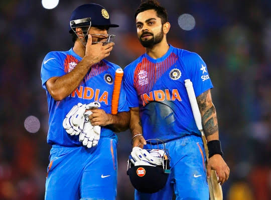 Virat Kohli and MS Dhoni's BEST infield moments that you can't miss 2