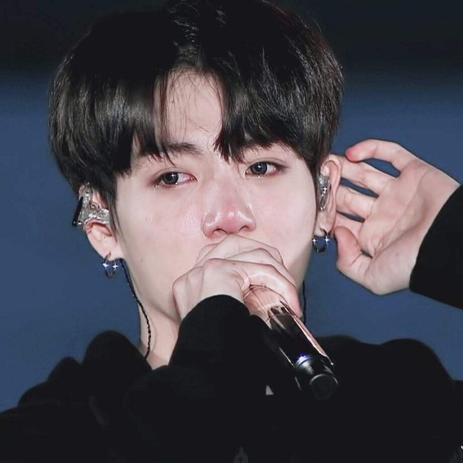 3 Emotional Moments When BTS Jungkook Cried - 1