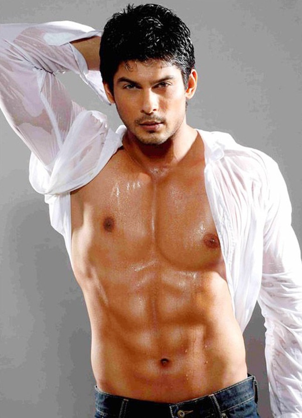 Sidharth Shukla VS Asim Riaz VS Priyank Sharma: Hottest in shirtless looks? - 0