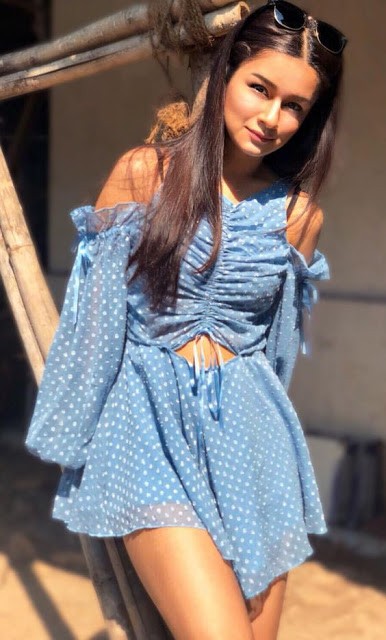 Avneet Kaur's Killer Style in A Polka Dot Outfits