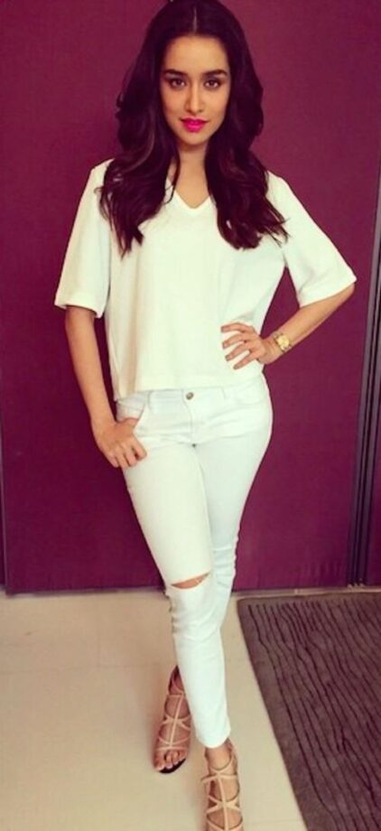 CUTENESS ALERT: Alia Bhatt And Shraddha Kapoor’s Best Fashion Moments In White - 3