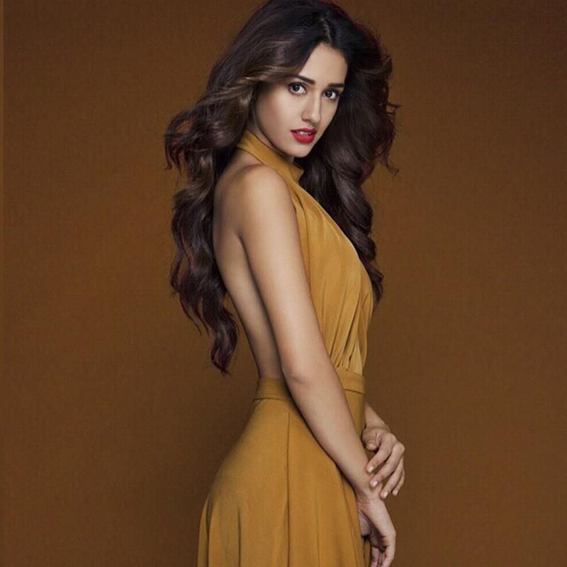 Disha Patani Sets Internet On Fire In Backless outfits, See Pics - 3