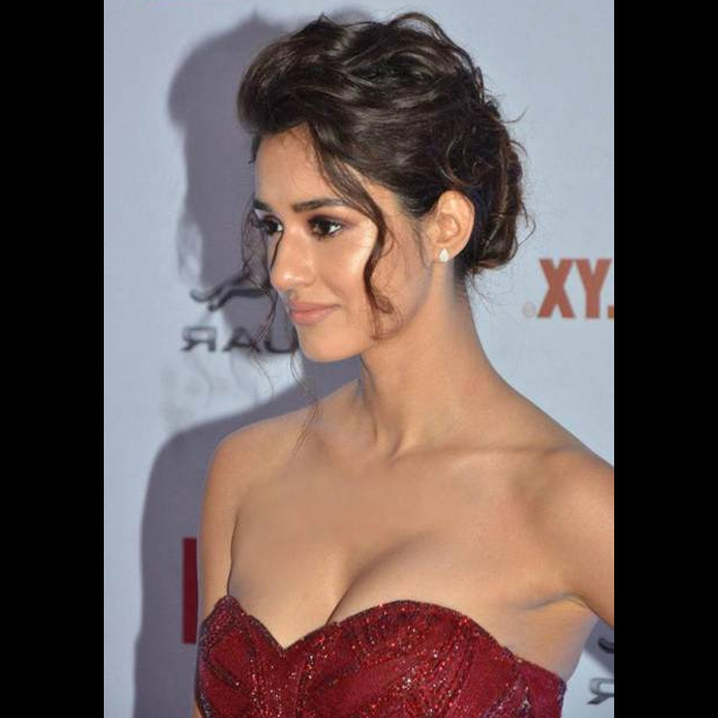 Disha Patani’s Style: 6 Classy Hairstyles For All Brides - 3