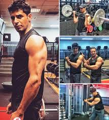 Fashion Alert: Shahid Kapoor, Tiger Shroff, And Sidharth Malhotra’s Stunning Gym Look Which You Can’t Afford To Miss! - 5