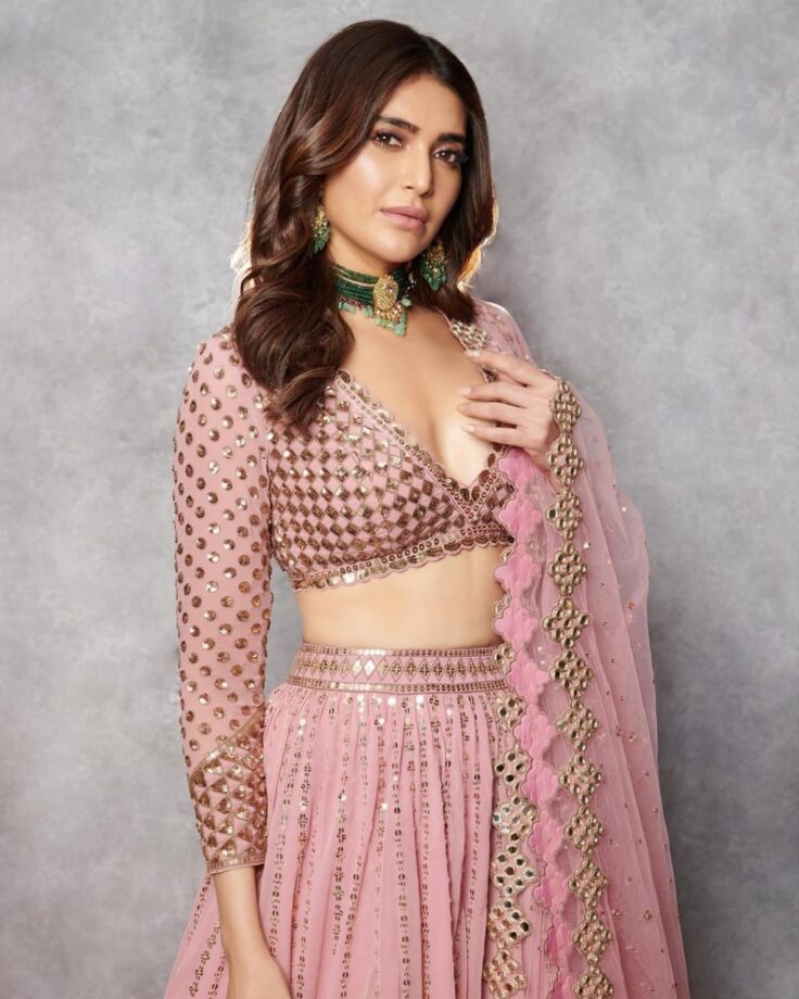 Get Diwali Fashion Ready: Take inspiration from Shraddha Arya, Anita Hassanandani, Hina Khan & Karishma Tanna’s wardrobe - 0