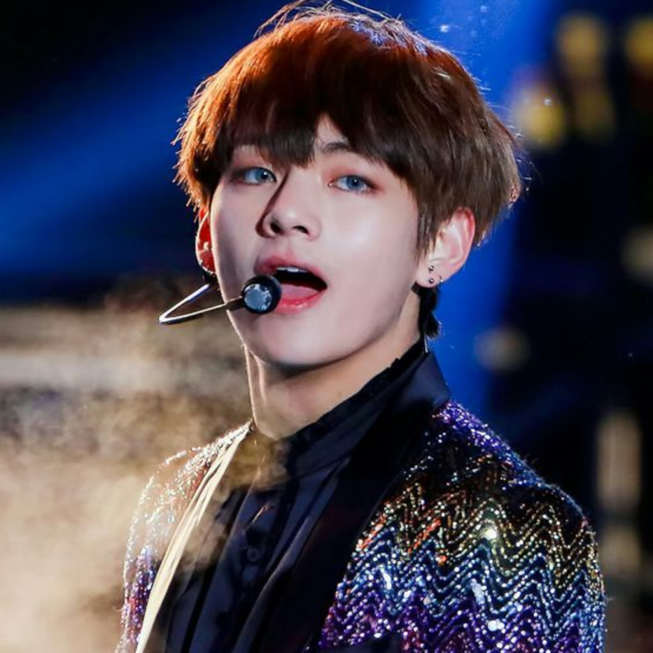 Have A Look At BTS V Aka Kim Taehyung’s Super Stylish Looks As He Threatens To Be The Most Stylish Male Worldwide - 6