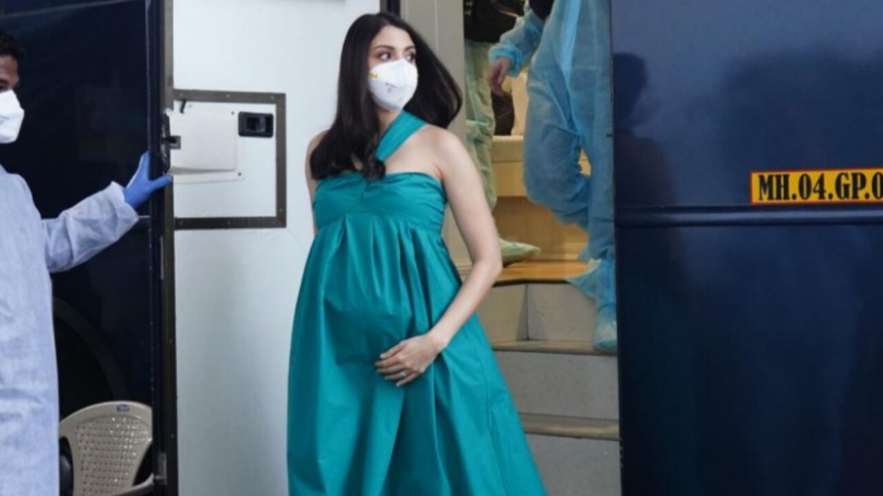 Heavily pregnant Anushka is back in Mumbai, starts shooting!