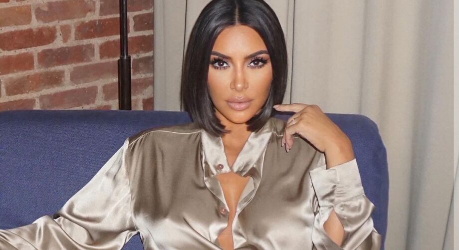 Kim Kardashian Hottest Formal Looks That Meant Pure Business - 10