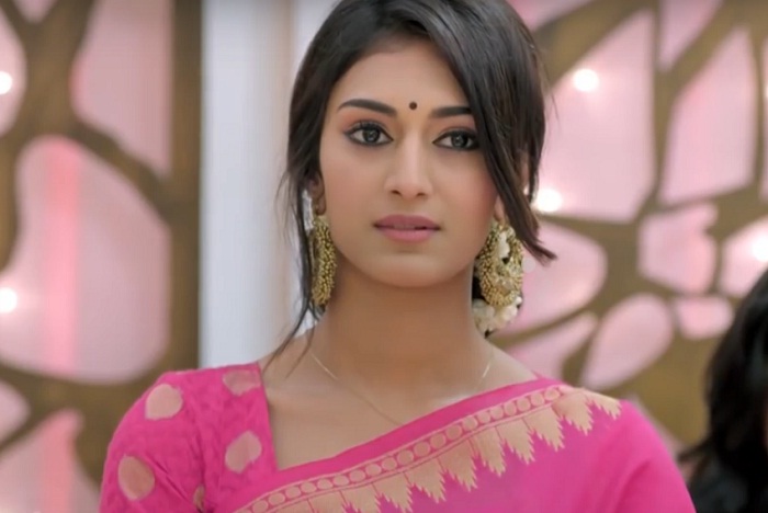 Hottie: Hina Khan, Erica Fernandes, Jennifer Winget's Attractive Moments On Television 791450