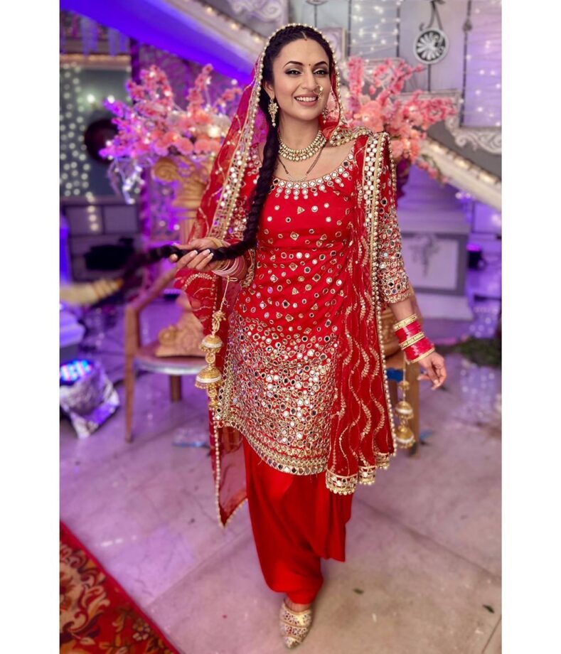 How To Style In Punjabi Suit? Learn From Divyanka Tripathi, Anita Hassanandani, Rubina Dilaik, Nikki Tamboli - 3