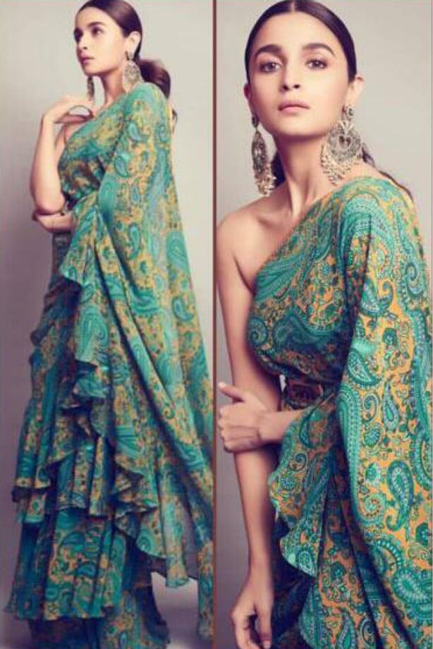 In Photos: Alia Bhatt’s Boldest Saree Avatars Is Hotness Personified - 1