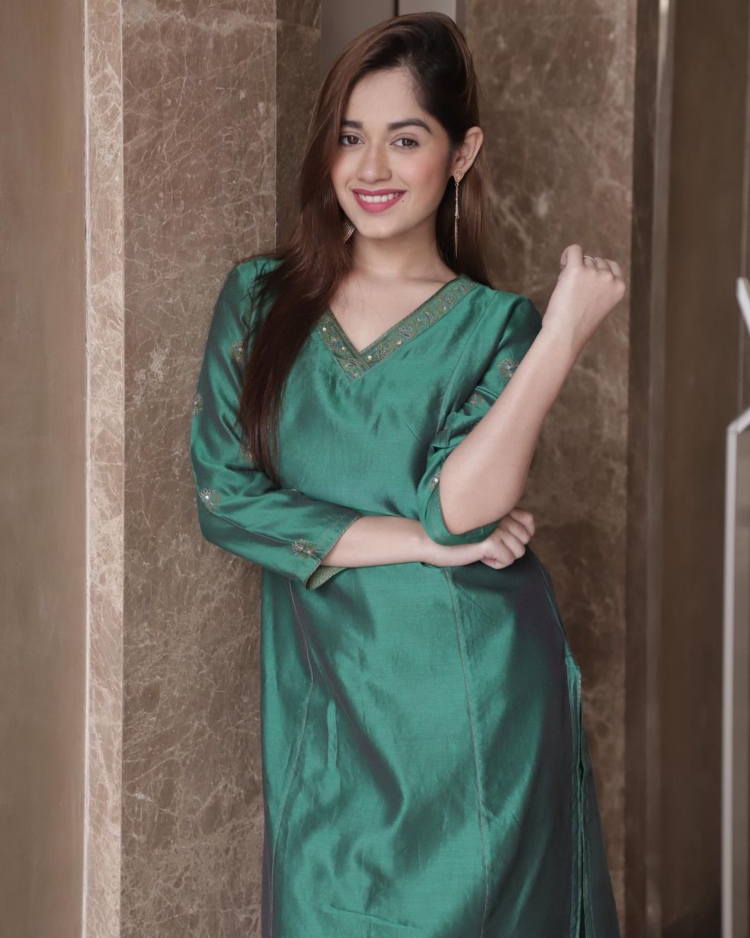 Jannat Zubair makes fans go green with envy 1