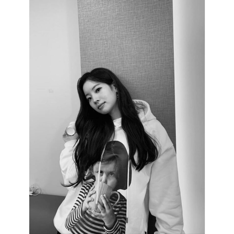 K-pop Band TWICE Girl’s HOT Snaps; You Will Be SHOCKED If You See - 8