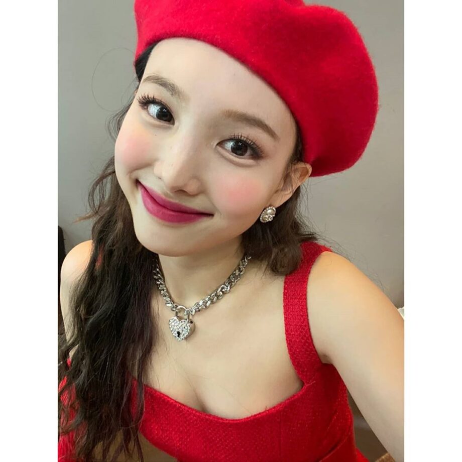 K-pop Band TWICE Girl’s HOT Snaps; You Will Be SHOCKED If You See - 3