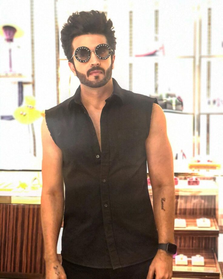 Kundali Bhagya: Dheeraj Dhoopar’s Secret YOUNG And FIT Instagram Moments - 1