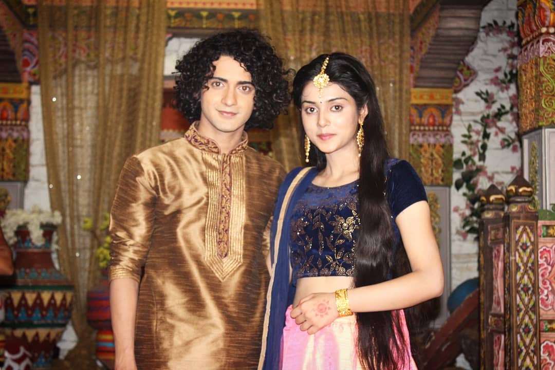 RadhaKrishn's Sumedh Mudgalkar And Mallika Singh Look Super-Hot In This Indian Avatar! 6