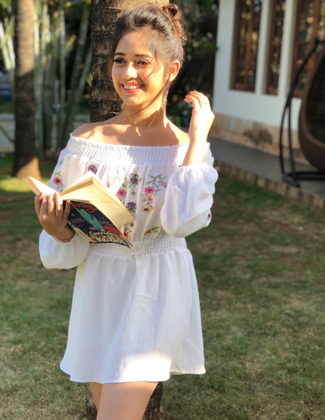 SEE PICS! Jannat Zubair's Stunning Sun-Kissed Photos 1