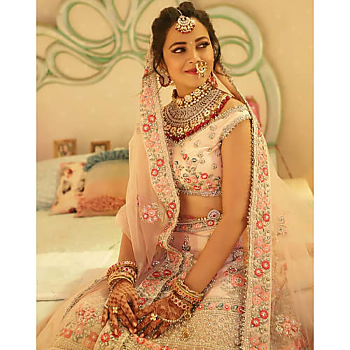 Shraddha Arya, Mouni Roy, And Kaveri Priyam's Bridal Outfit Goals 2