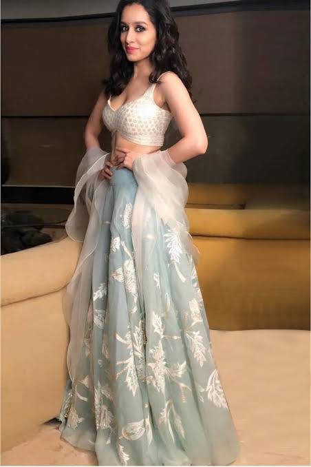 Shraddha Kapoor, Samantha Akkineni, Katrina Kaif: Take A Look At Top Light Weight Lehengas 2