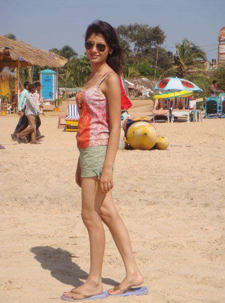 Sriti Jha's Unseen Beach Photos 2