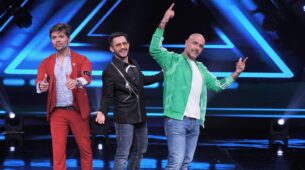 Diwali Special: Indian Idol Judges Himesh Reshammiya & Vishal Dadlani along with host Aditya Narayan to light up the stage of India’s Best Dancer