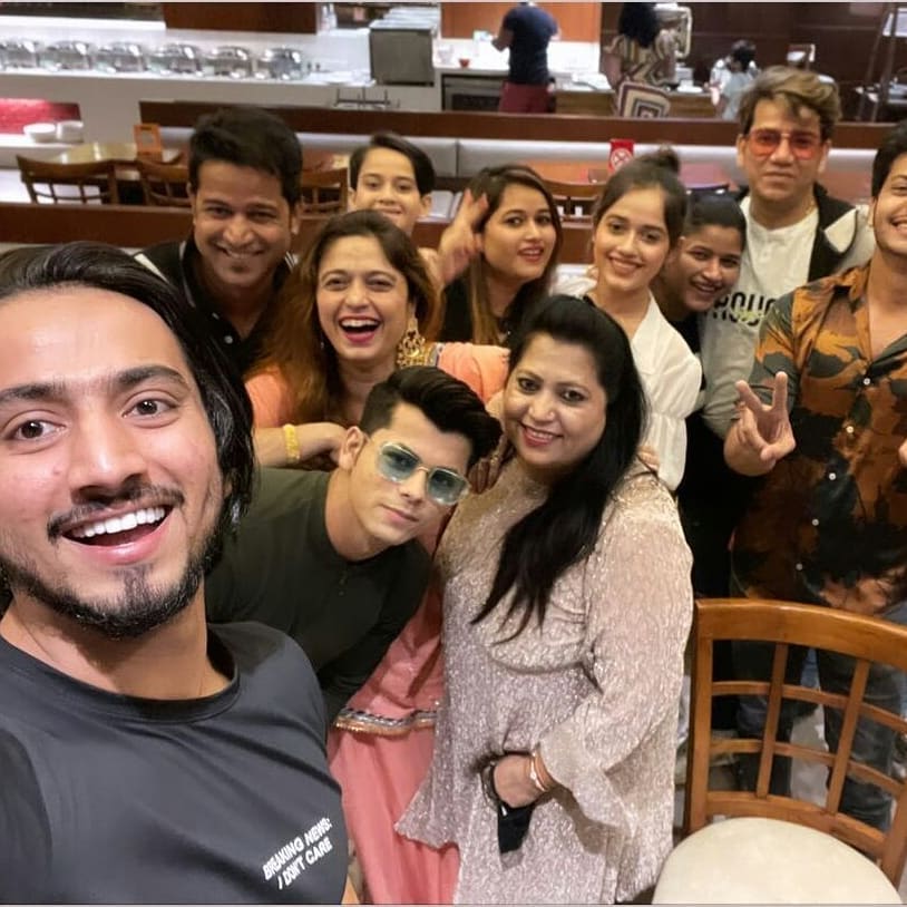 This Is How Jannat Zubair's Mom Celebrated Her Birthday with Faisu, Siddharth Nigam 2