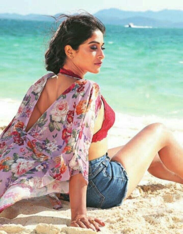 Unseen Hot Beach Photos Of Rashmika Mandanna, Shriya Saran, And Regina Cassandra - 2