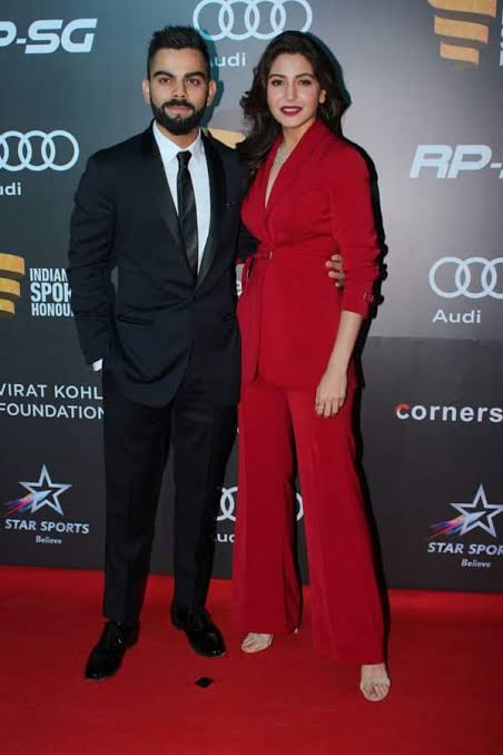 Virat Kohli-Anushka Sharma, Priyanka Chopra-Nick Jonas, Deepika Padukone-Ranveer Singh: Hottest red carpet couple moments - 1