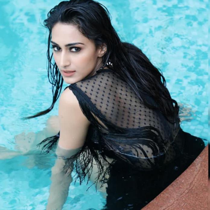 Watch Erica Fernandes Killing Us In Black: Watch Her Hottest Photos - 0